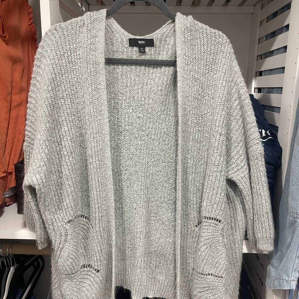 Wilfred Light Gray Knit Cardigan